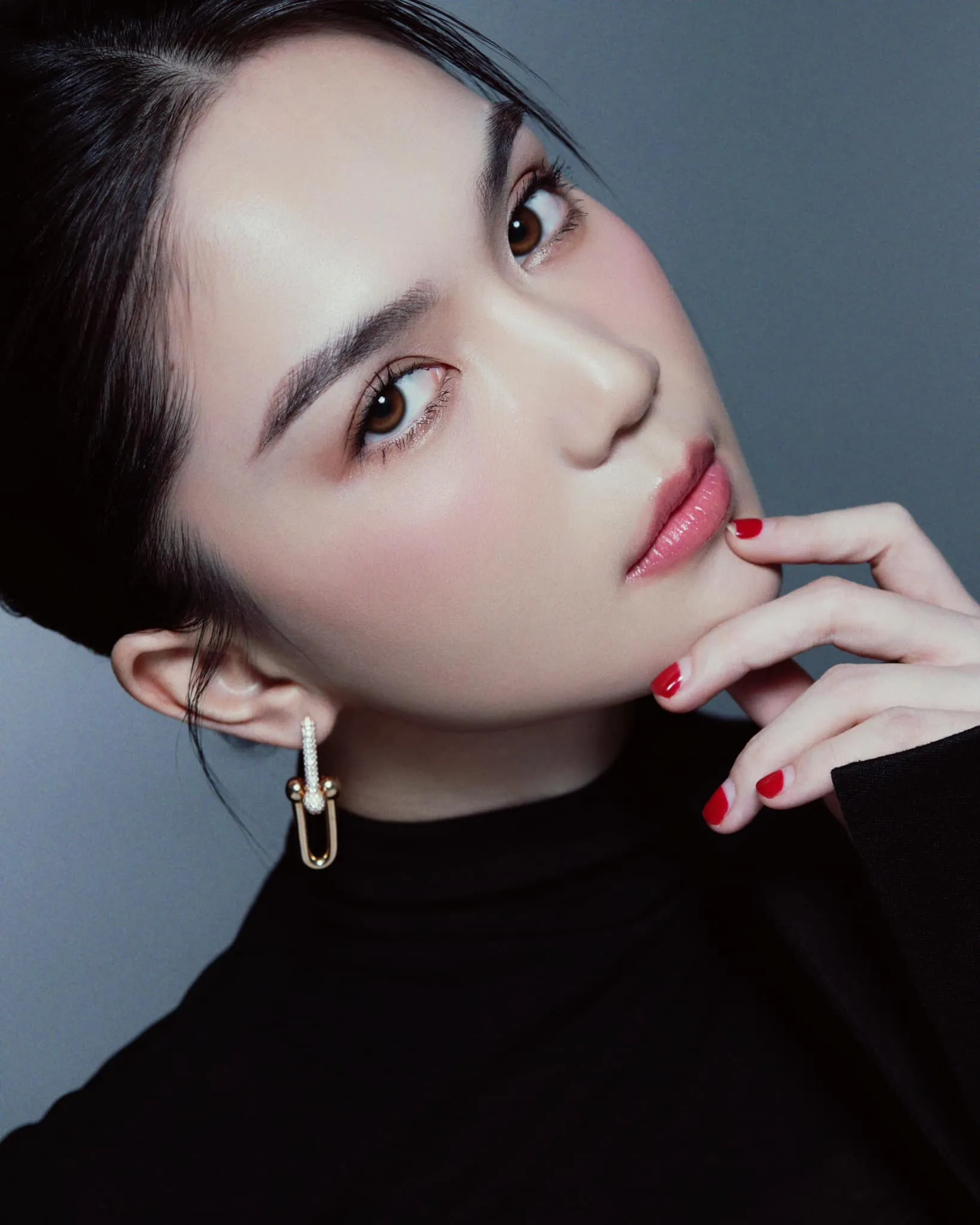 thai-do-ngoc-trinh-khi-ve-que-3