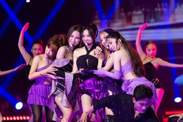 trang-phap-dien-lai-bai-hit-trong-chi-dep