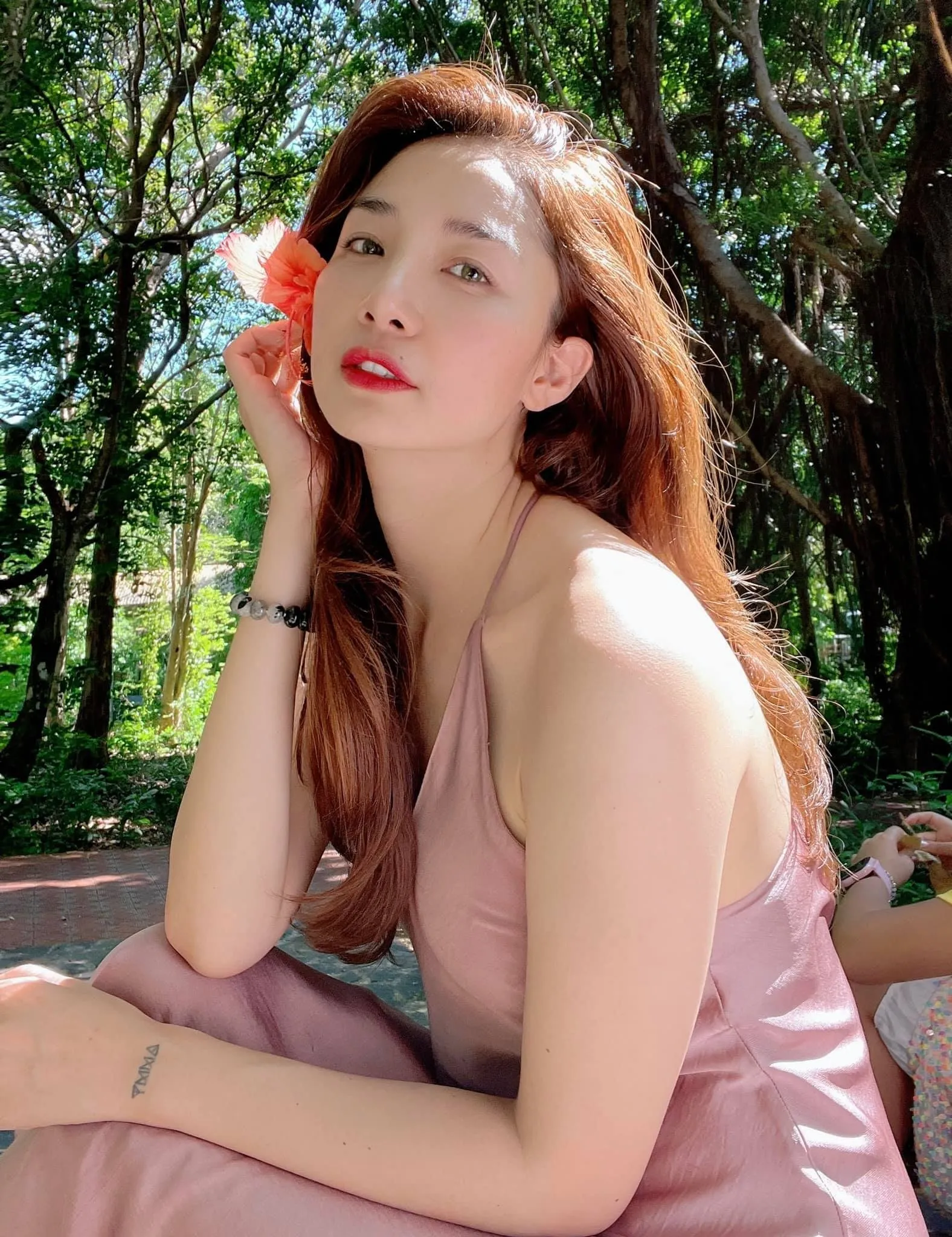 dan-dien-vien-nu-lat-mat-7 (1)