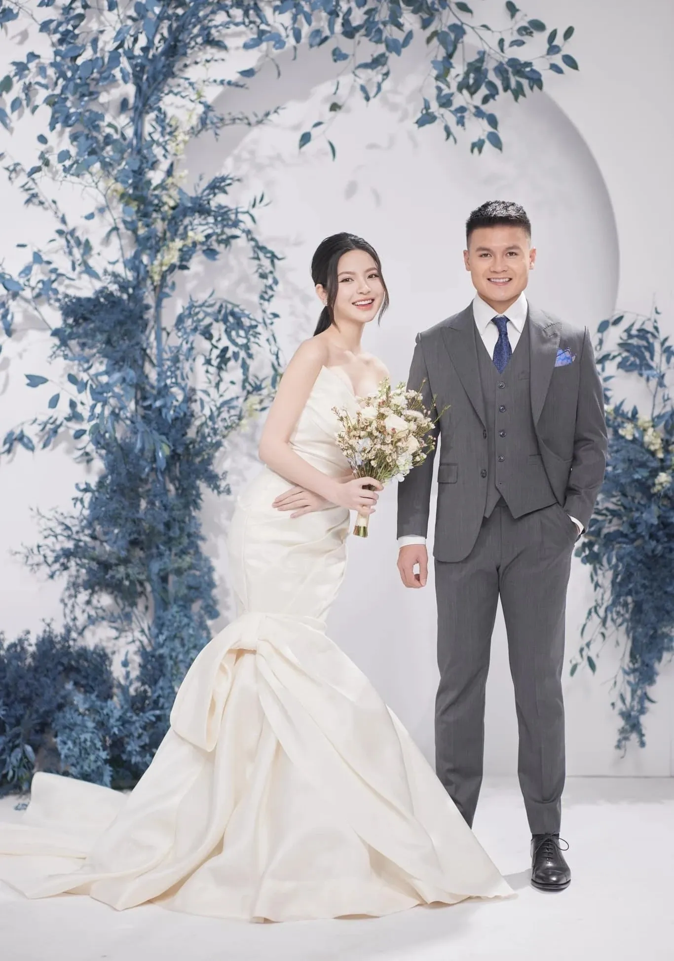 quang-hai-xem-trong-tran-dau-hon-dam-cuoi-2