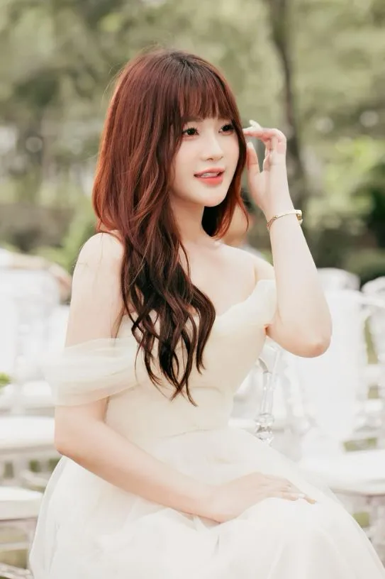 co-gai-mung-cuoi-500k