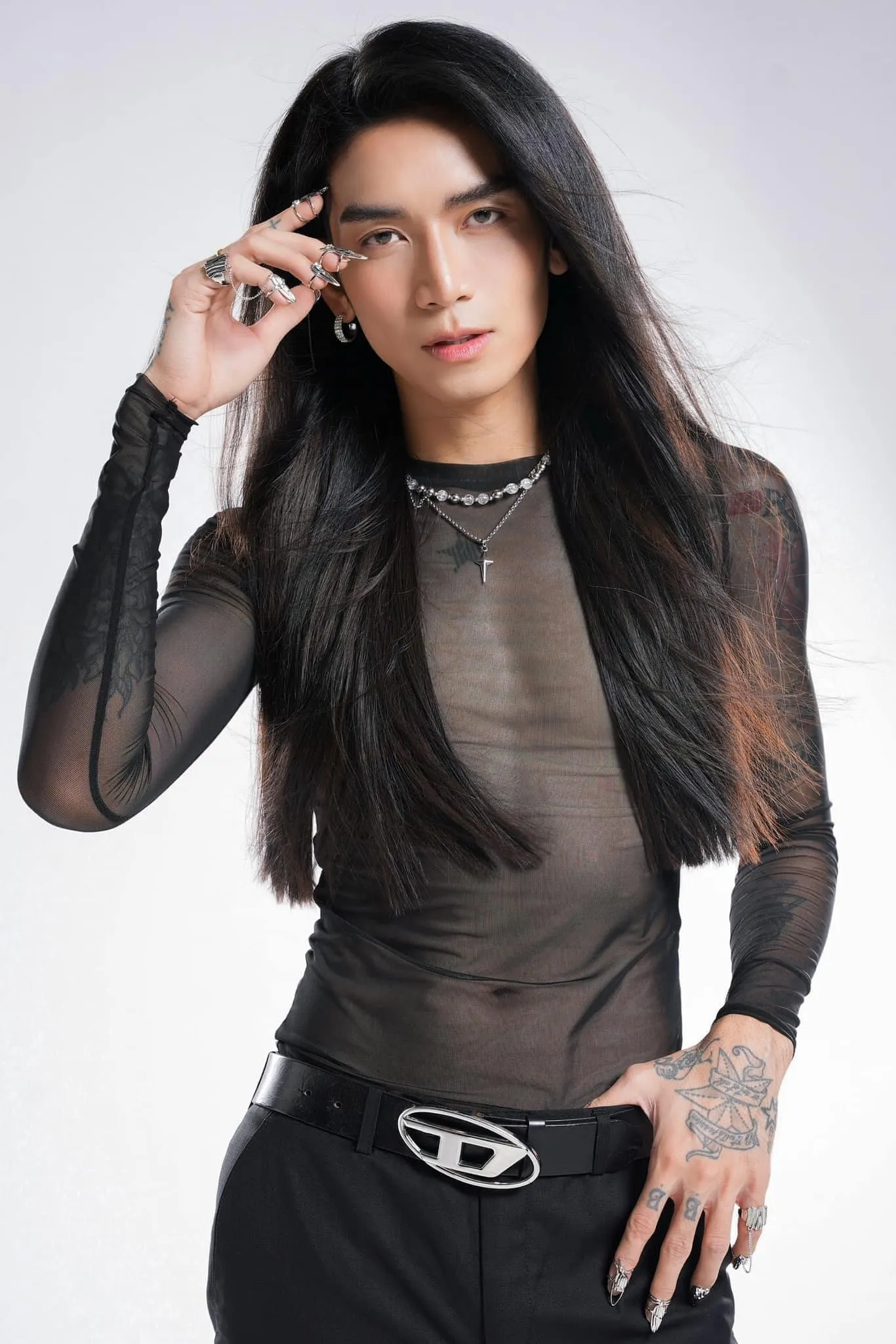 bb-tran-khong-dien-canh-khoc-duoc-1