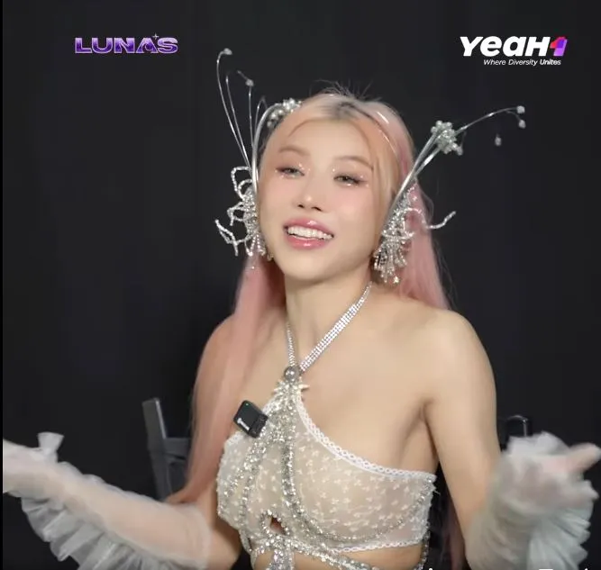 trang-phap-lo-tay-vao-group-fc