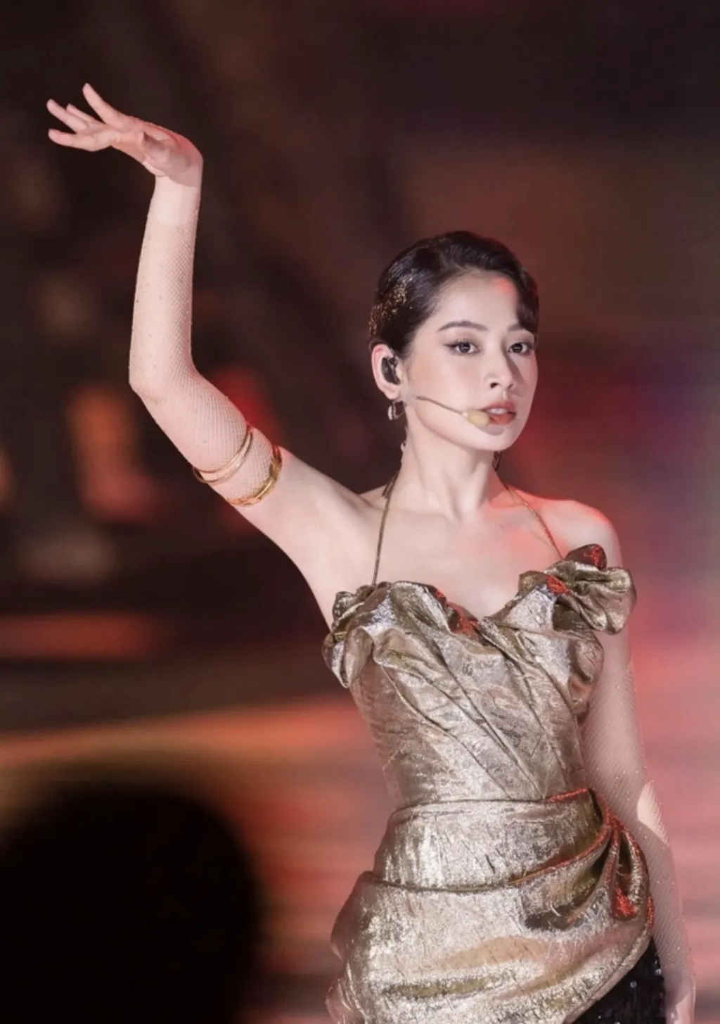 suni-ha-linh-dap-tra-2