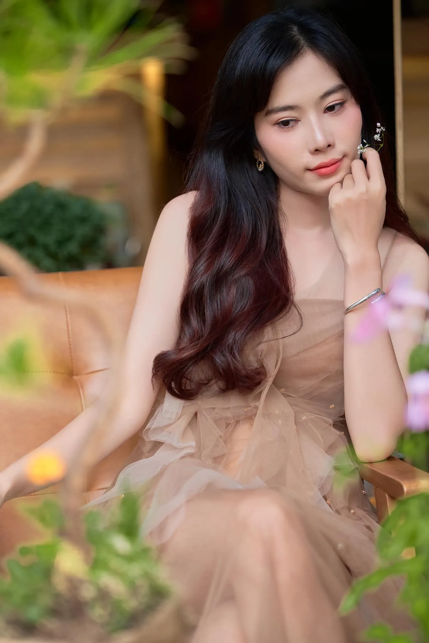 nam-em-nghi-van-mang-thai