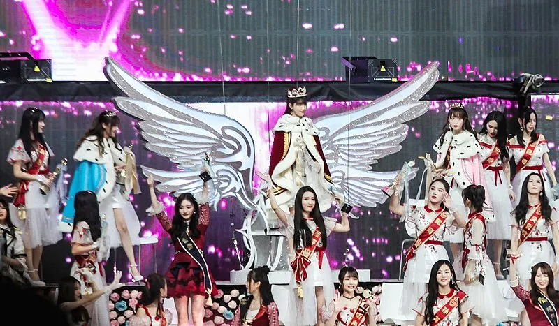 nhom-nhac-nu-bach-hop-3