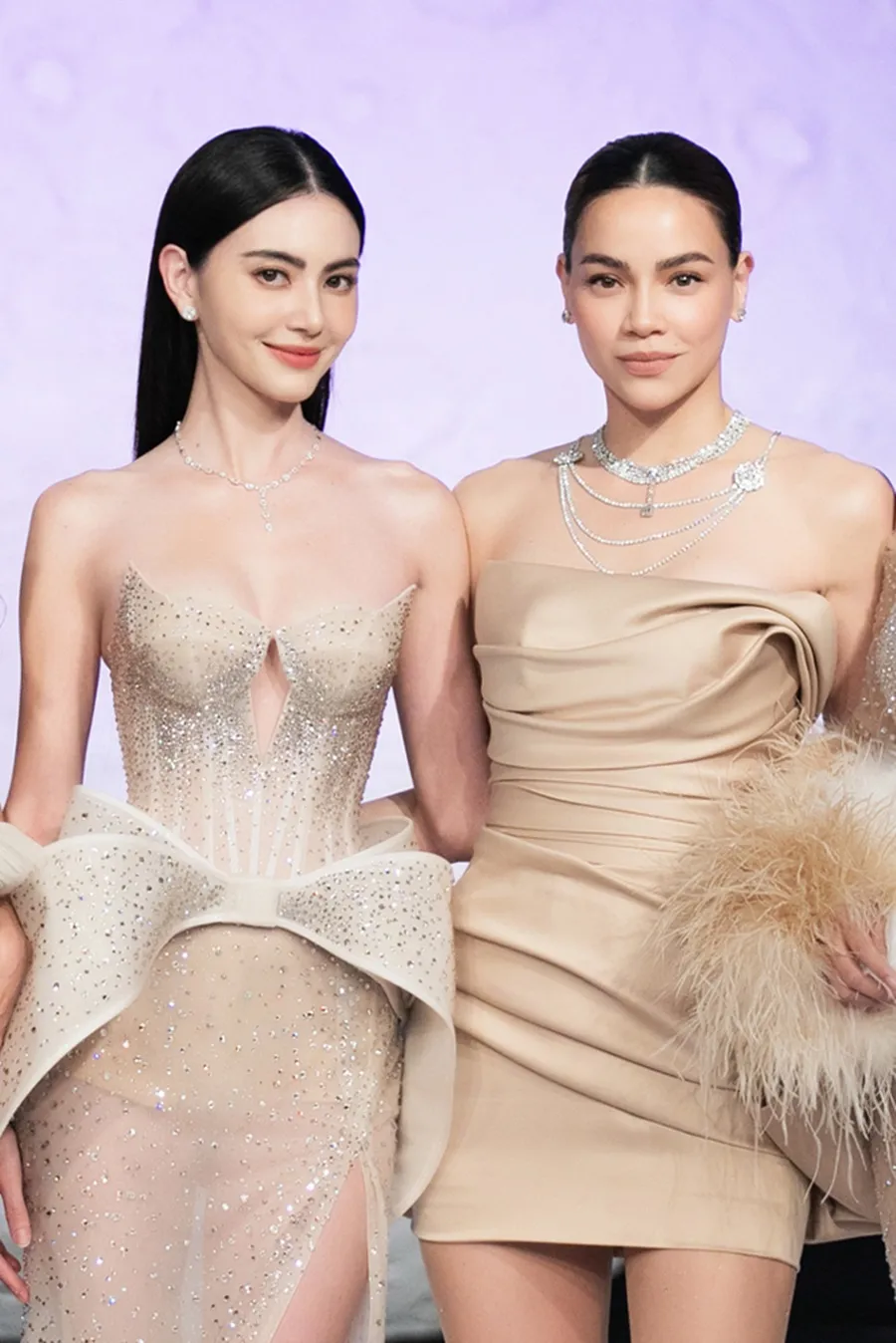 ho-ngoc-ha-mai-davika