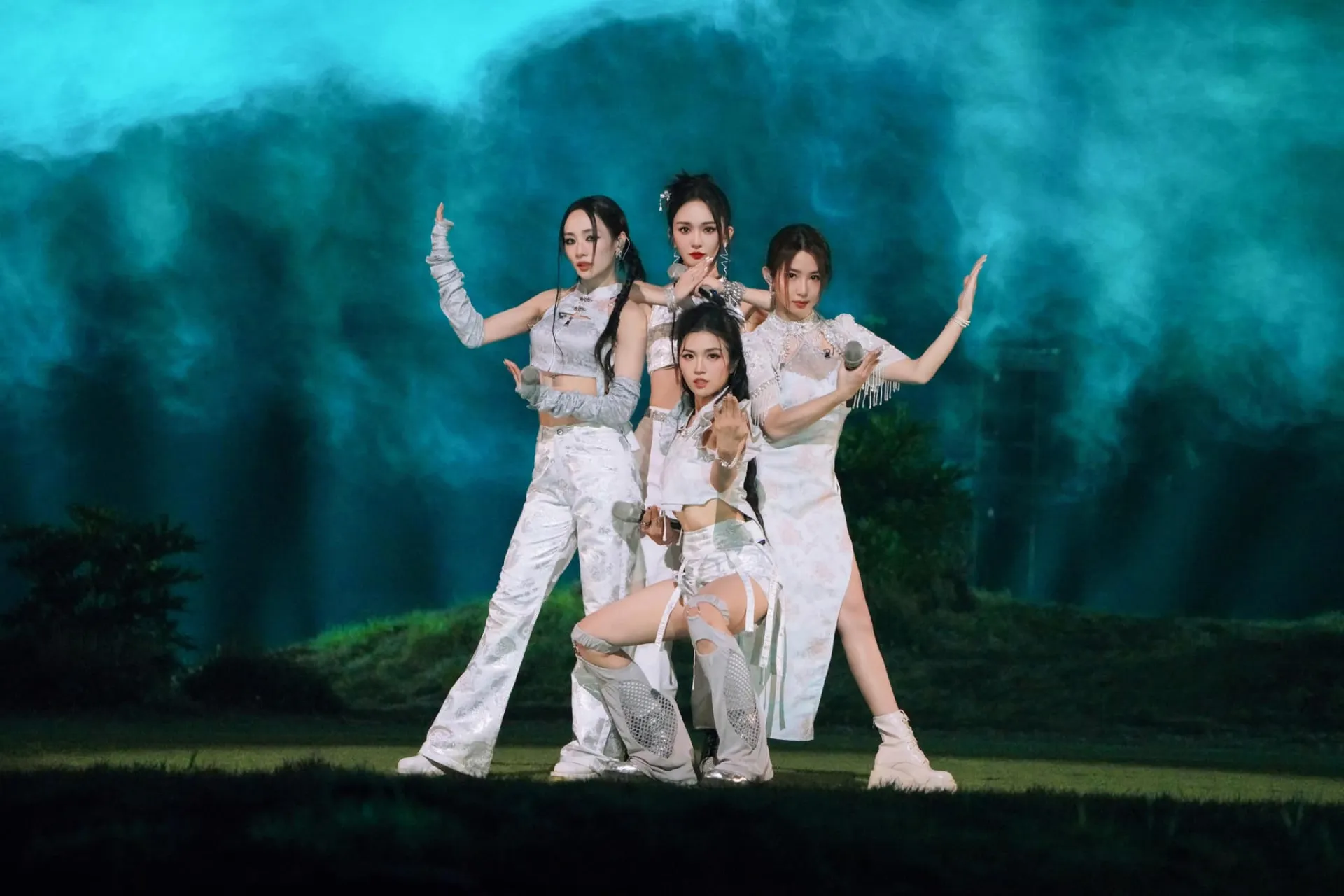 suni-ha-linh-1