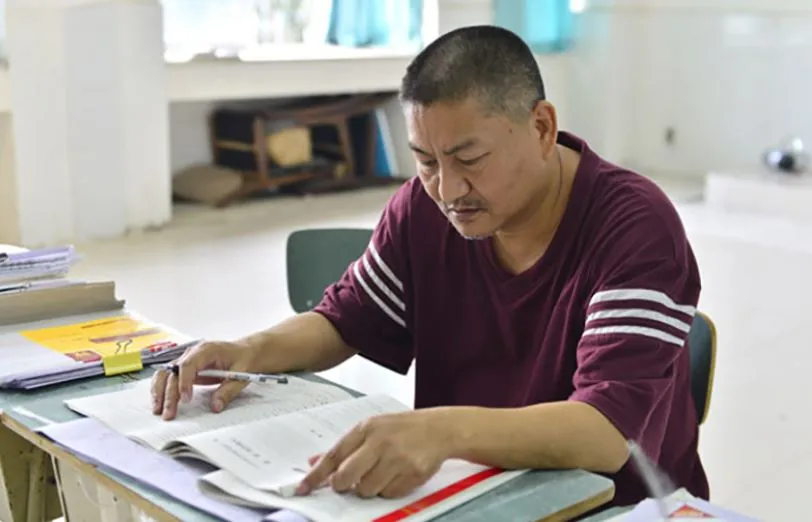 40-tuoi-khong-dam-thi-cong-chuc-1