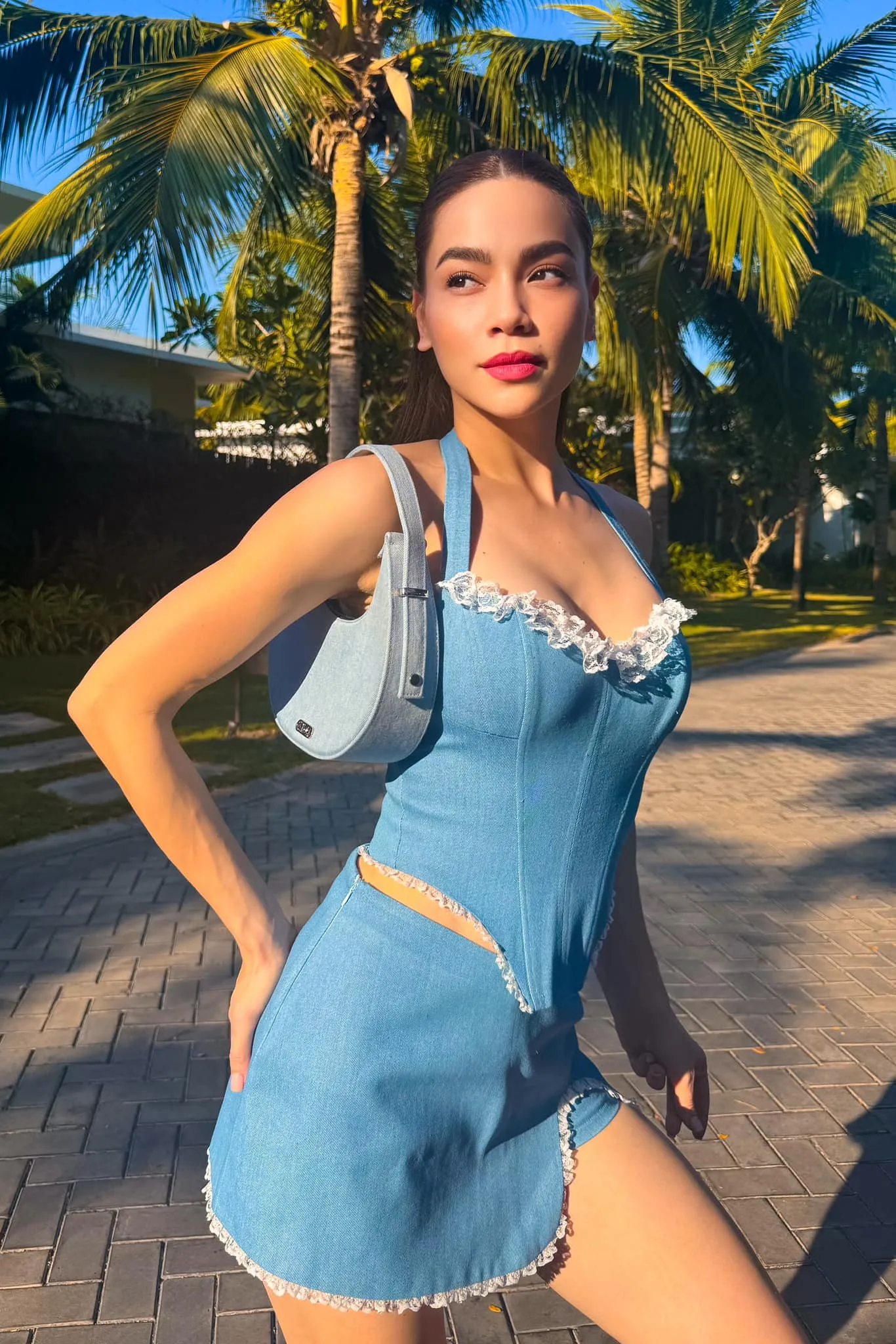 ho-ngoc-ha-nhac-chuyen-cao-dau