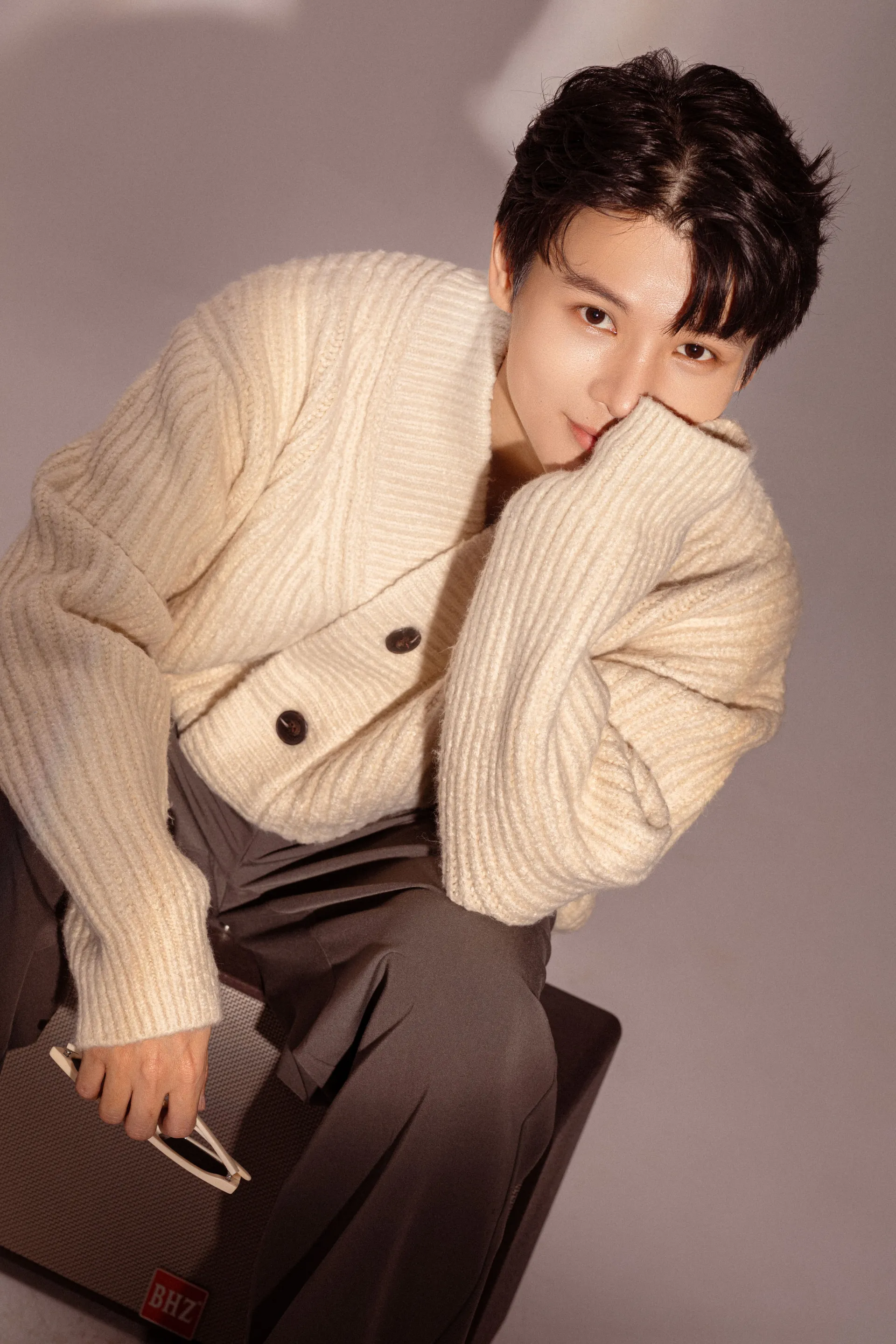 Pham-dinh-thai-ngan-va-khanh-hung