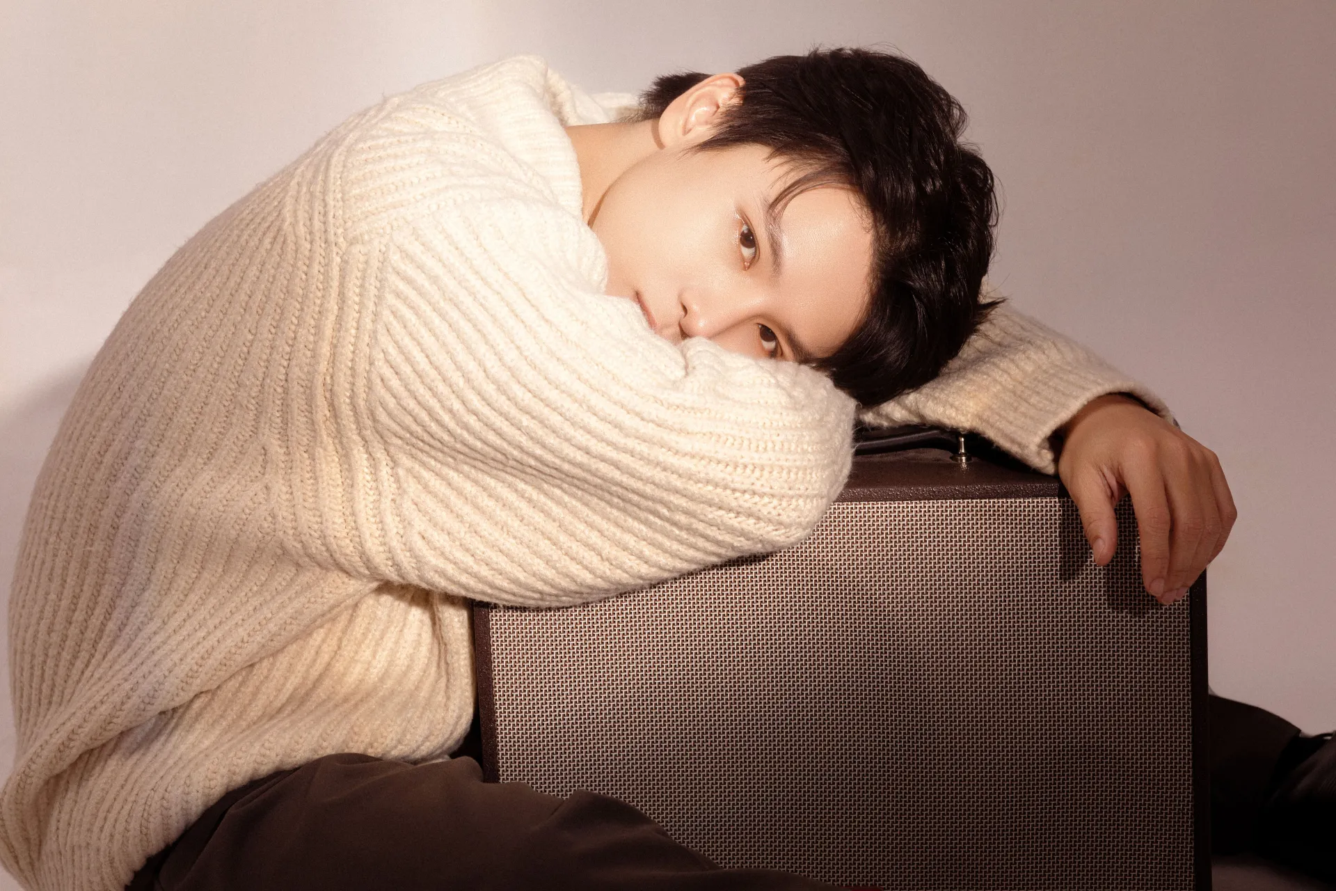 Pham-dinh-thai-ngan-va-khanh-hung