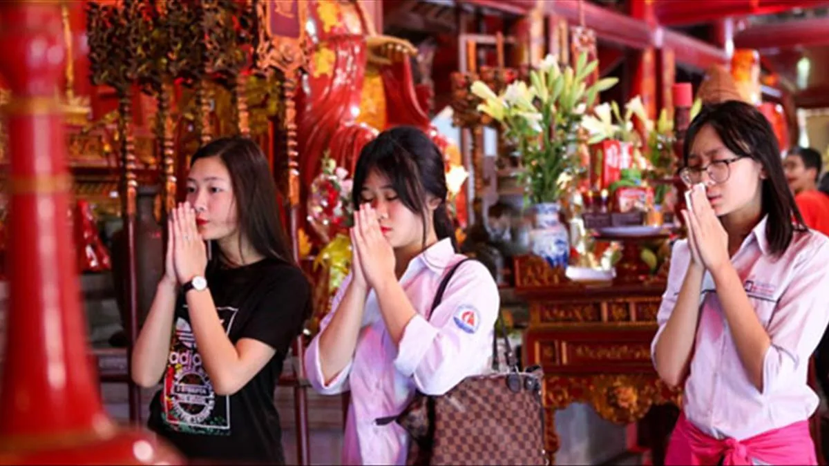 Van-khan-cau-thi-cu-do-dat-day-du-va-chi-tiet-nhat-de-si-tu-gap-nhieu-may-man,-do-dat-cao