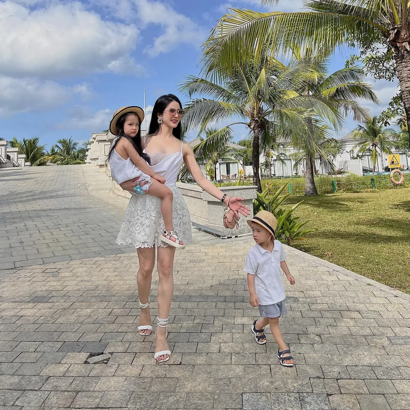 Diep-Lam-Anh-bat-an-trong-viec-gianh-nuoi-con-buoc-chap-nhan-phai-xa-BBoy