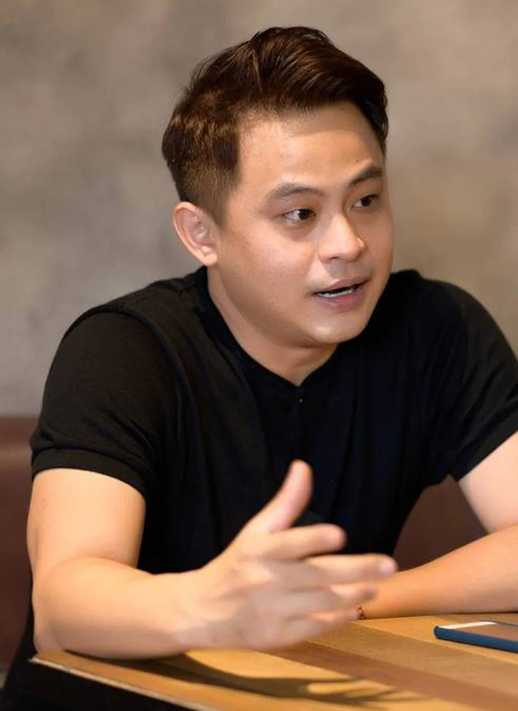 gap-bien-co-nam-dien-vien-phai-tron-o-an-tai-lo-banh-mi-cuoc-song-bay-gio-ra-sao