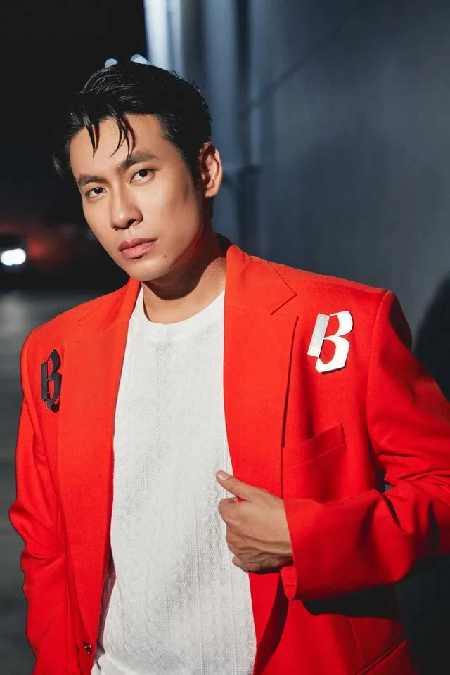 z5044463140648_643a020a45fbf1938d80cc4a9261ab5b