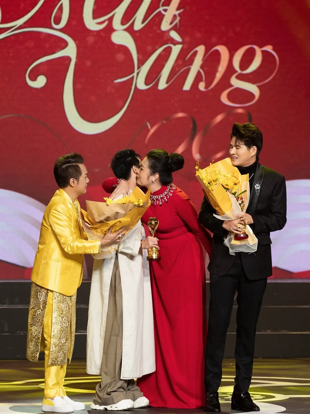 z5085567745714_894a80b806960a9c0076ee93b4de4b5f