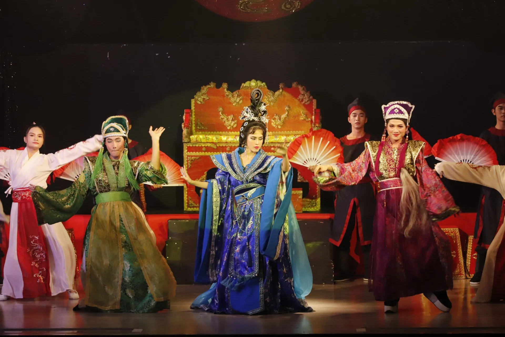 z5126323365146_6744200d076e1c5126ecfeb79e2e1e80 (1)