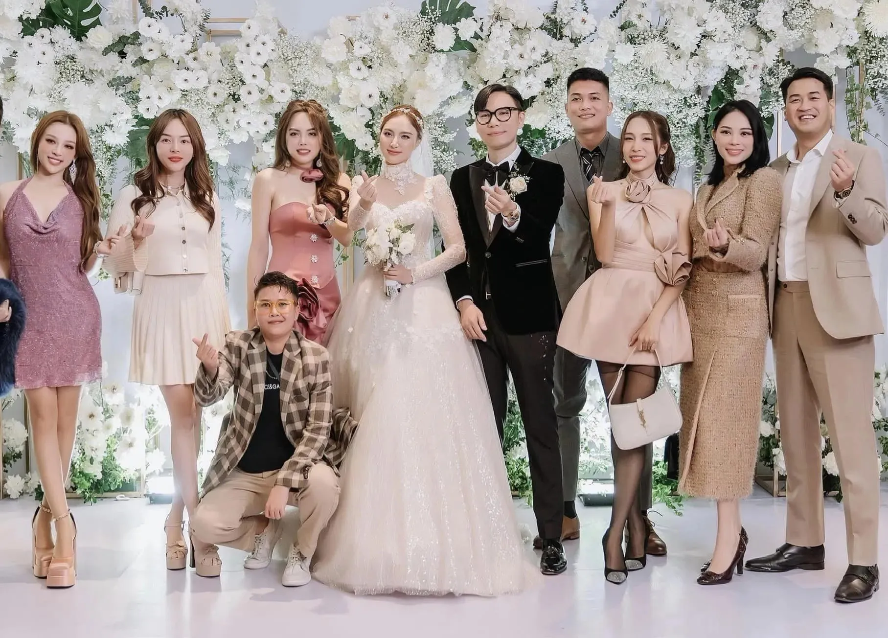 z5143248691923_626b5f8ca3083425aea8daa34fa8d80f