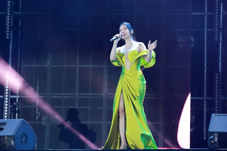 z5159666042969_ff7dad593eefd02fccbb0a7b81a61ea3