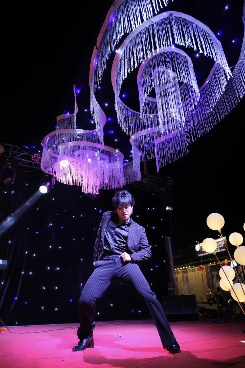 6e03b87cd3057e5b2714