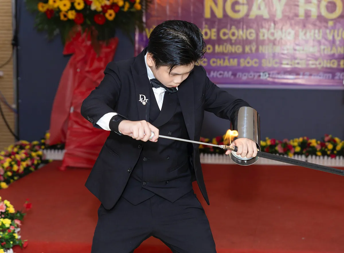 7. Bao Long dien xiec17