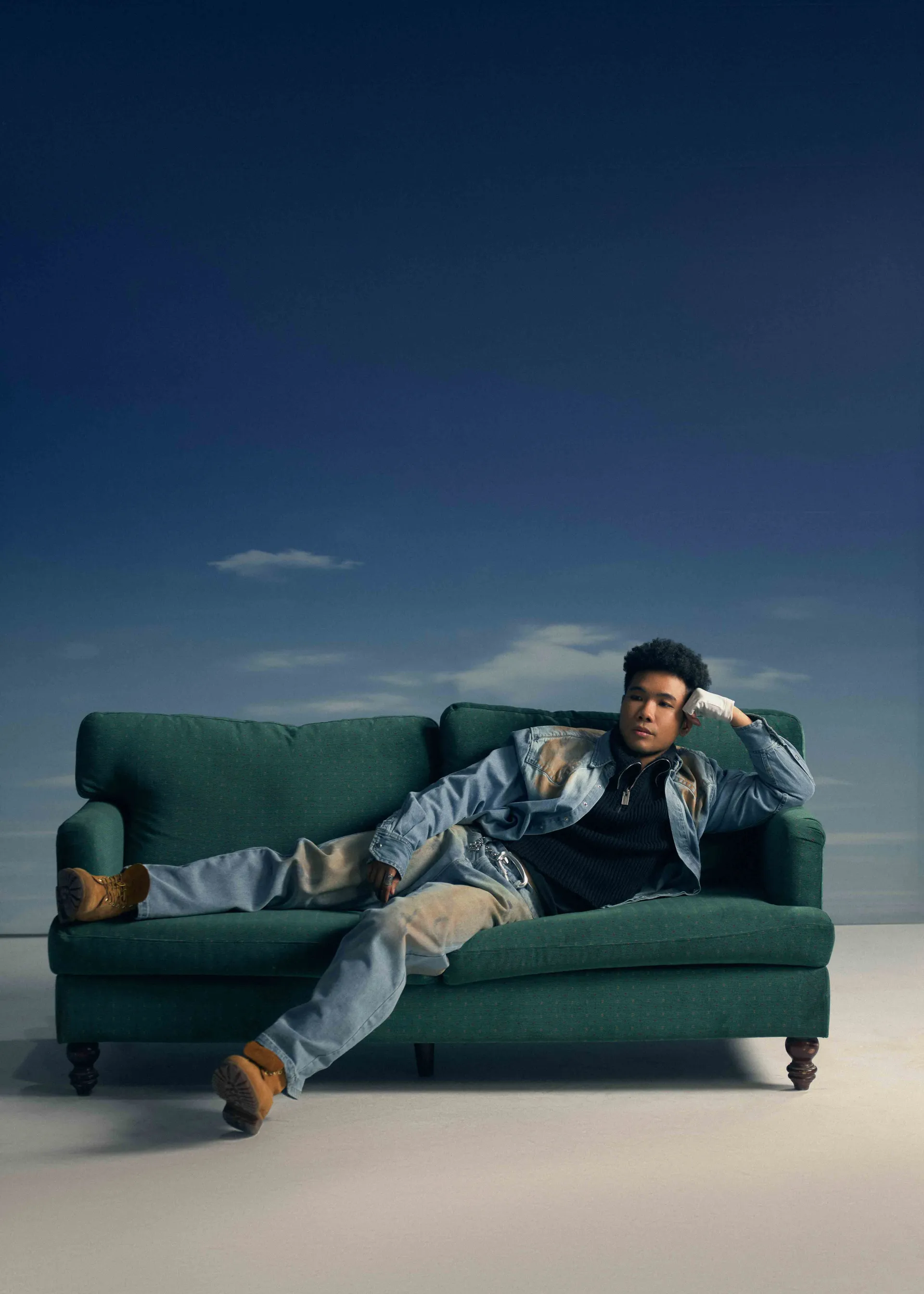 phuc-du-ra-mat-hai-ca-khuc-cung-luc-moi-me-nghi-hiu-con-nang-moi-tinh-iu (2)