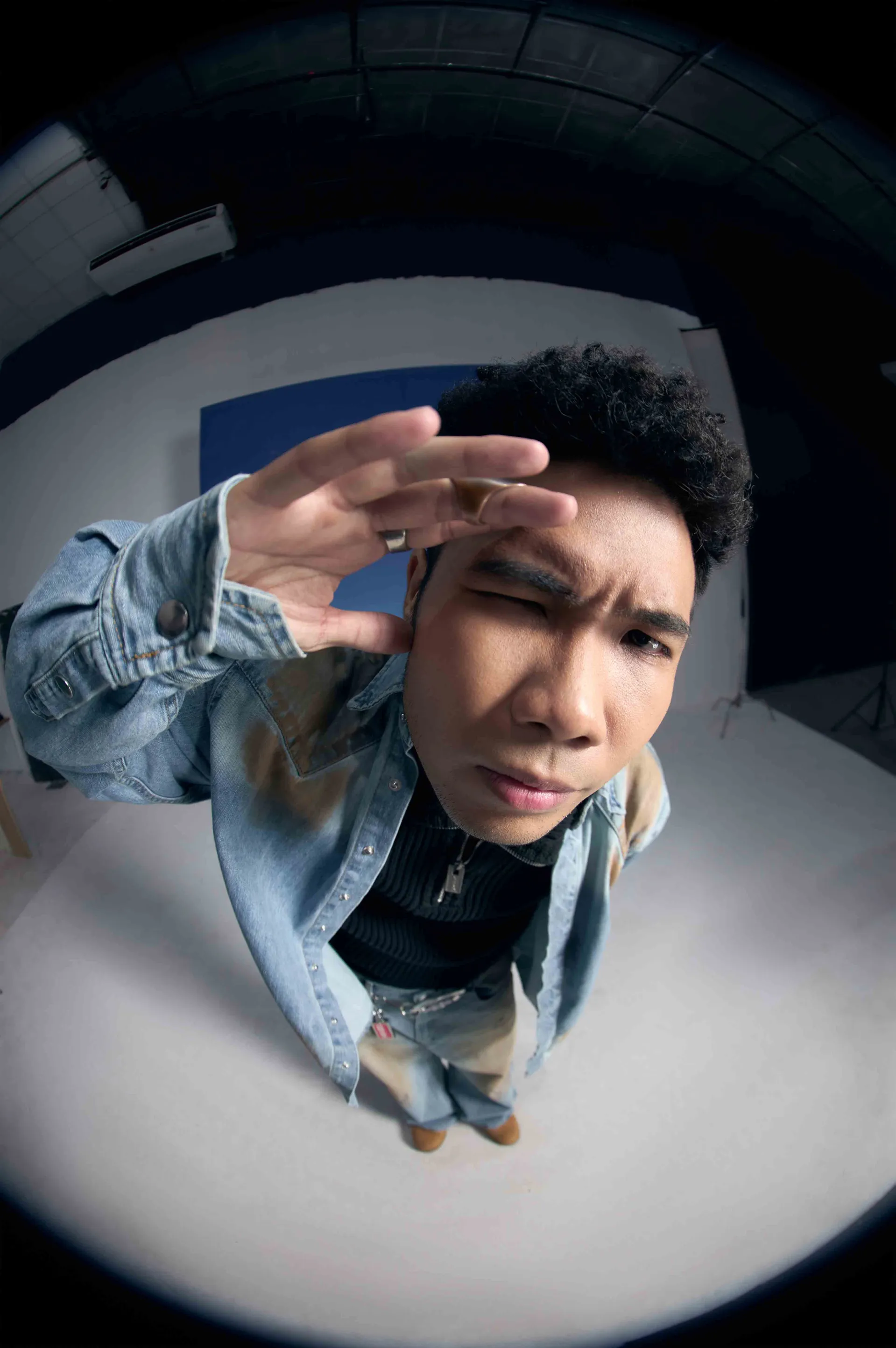 phuc-du-ra-mat-hai-ca-khuc-cung-luc-moi-me-nghi-hiu-con-nang-moi-tinh-iu (3)