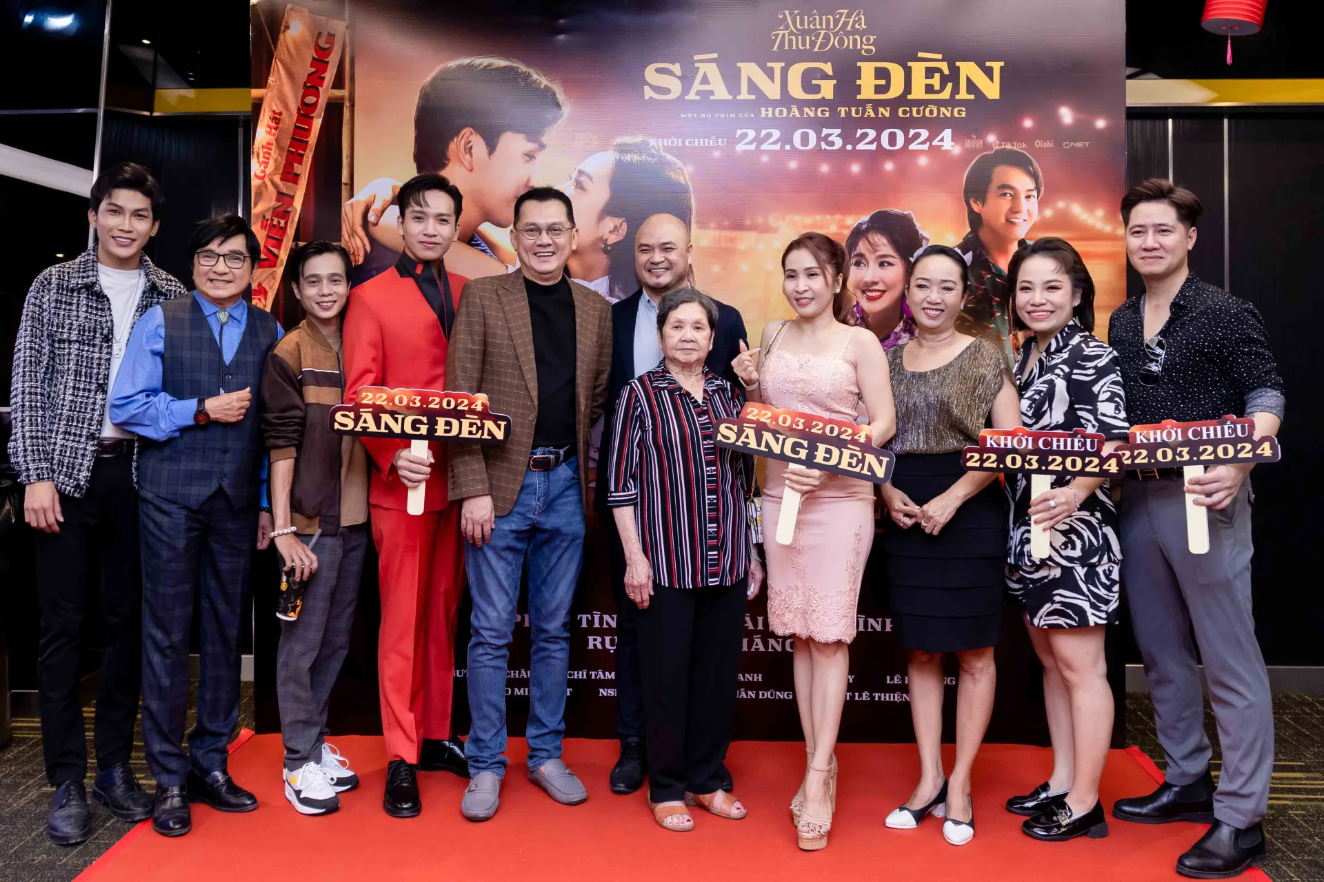 dan-dien-vien-sang-den-mung-mung-tui-tui-khi-phim-tro-lai-voi-khan-gia (1)