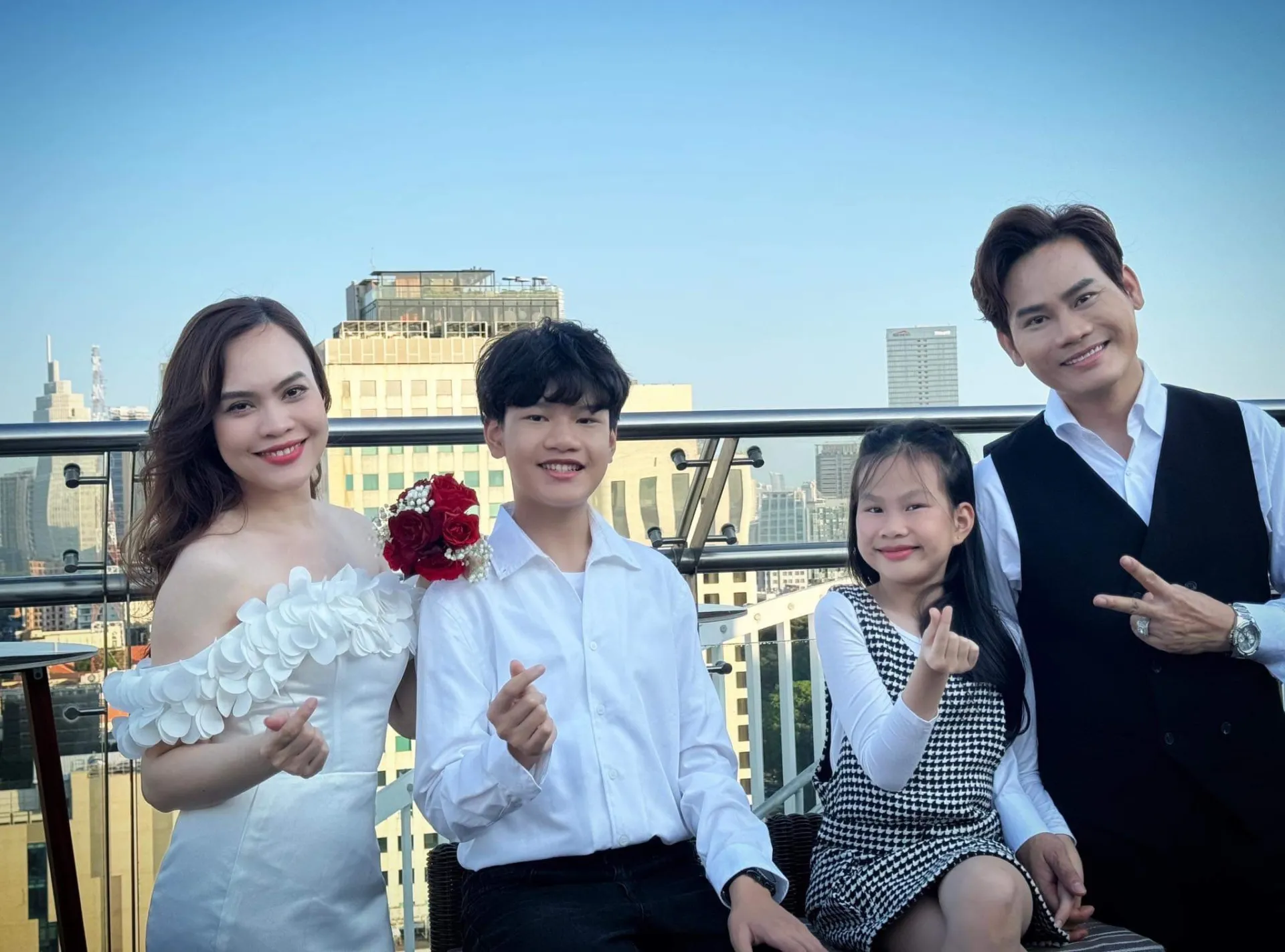 8b5d73fd9a11354f6c002