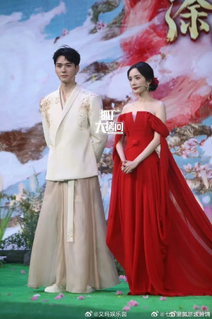 445351224_901786445083979_1139147964354511486_n