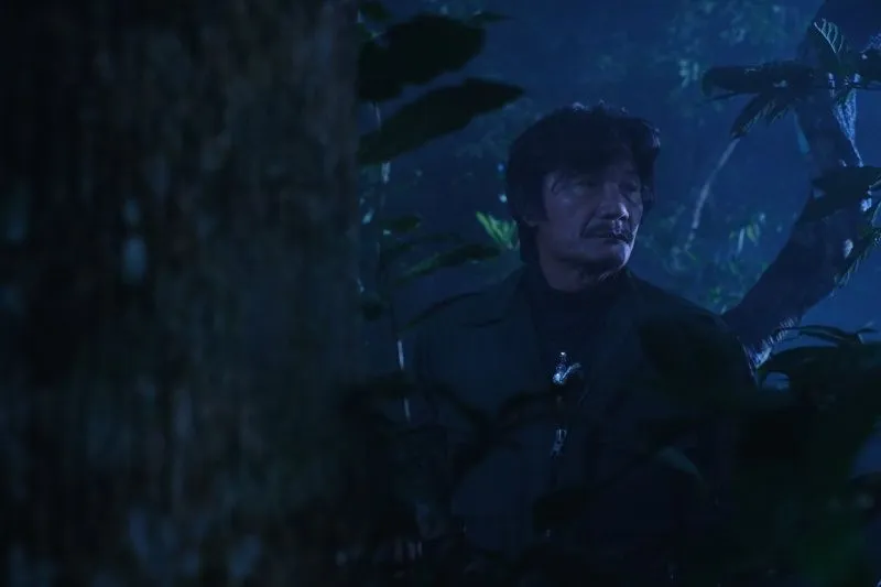 nsut-cong-ninh-doi-mat-voi-gau-mat-can-ke-giay-phut-sinh-tu-o-tuoi-62-9--233424