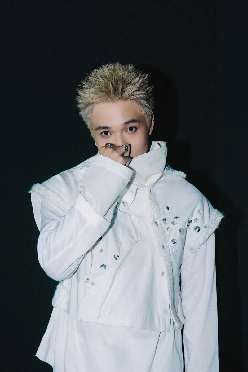 voh-trieu-vinh-hinh-den-viet-nam-copy-of-beu7308-004-100425