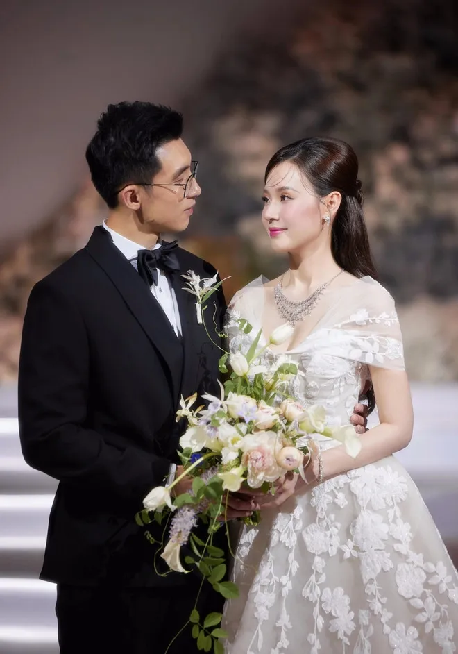 z5586089442058_51aa0380252531e7a0a33b67d724ba55