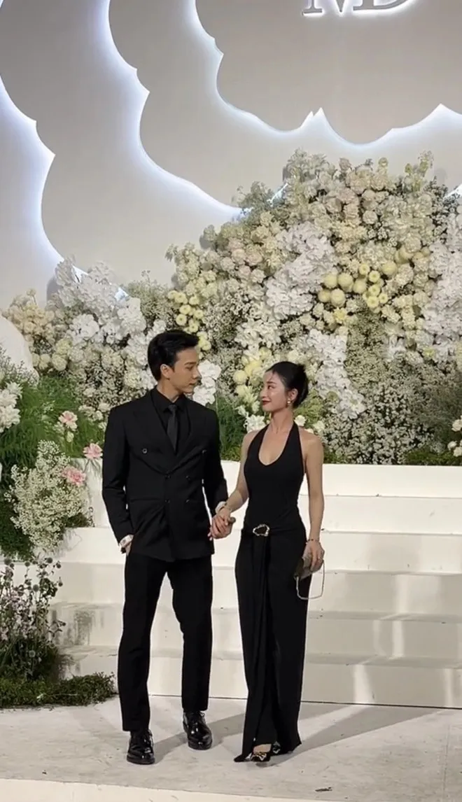 z5589846167258_83f383e97216743d7c9d969dd848d2ef