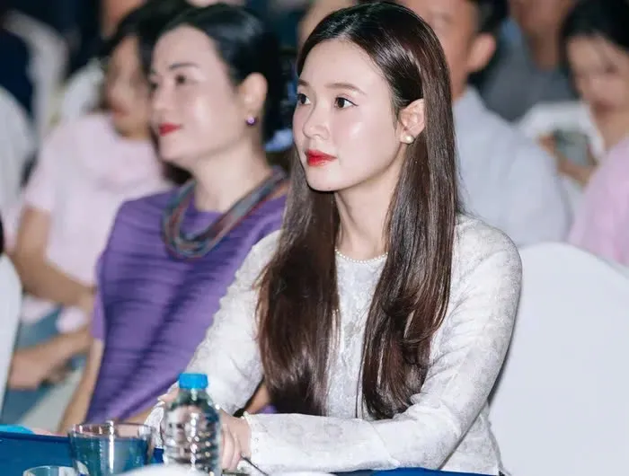 z5755233117284_b45a2bbd02ba7142cba58d390bcc02d3