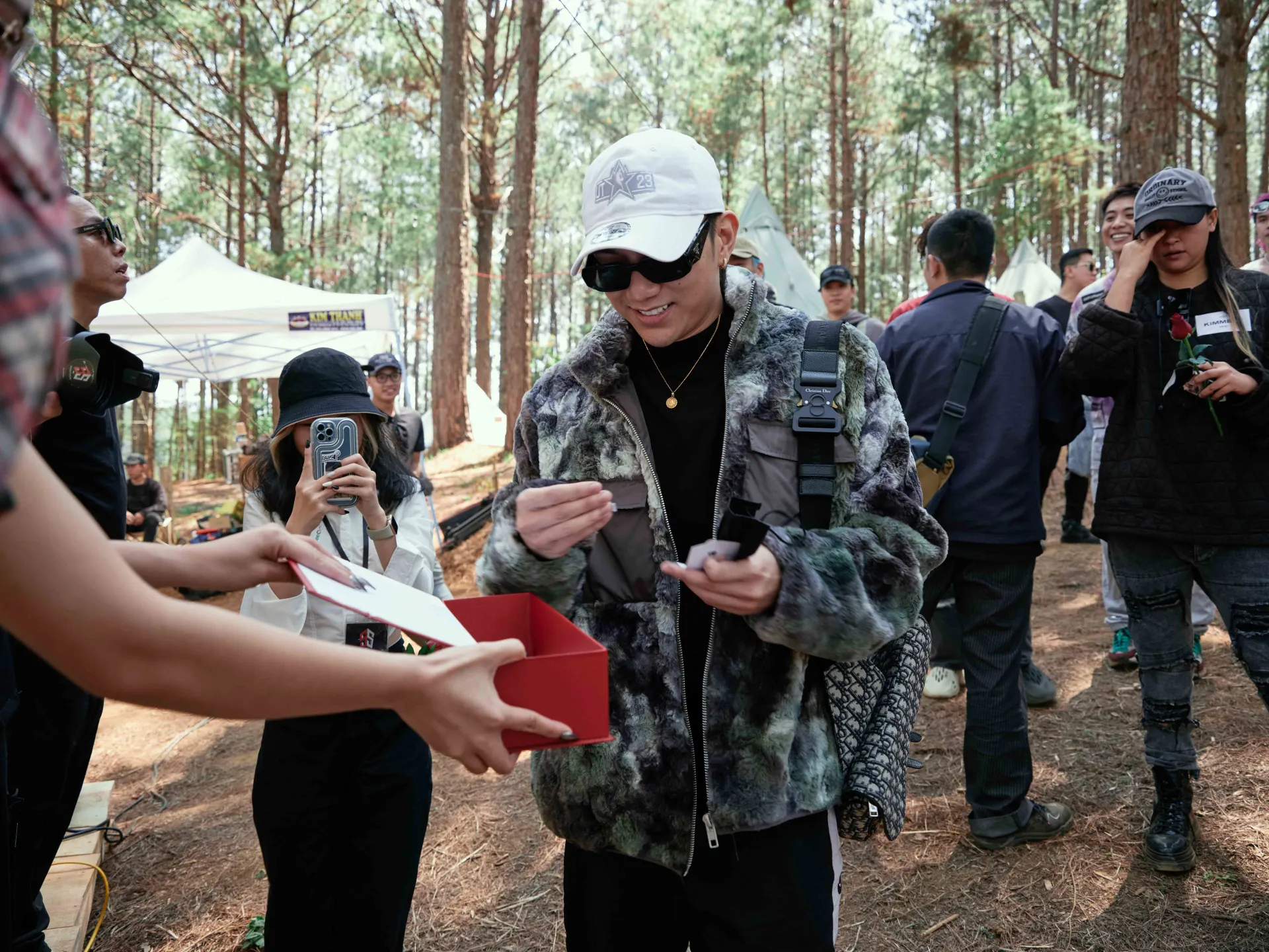 Nghệ sĩ bốc thăm chia đội ngẫu nhiên