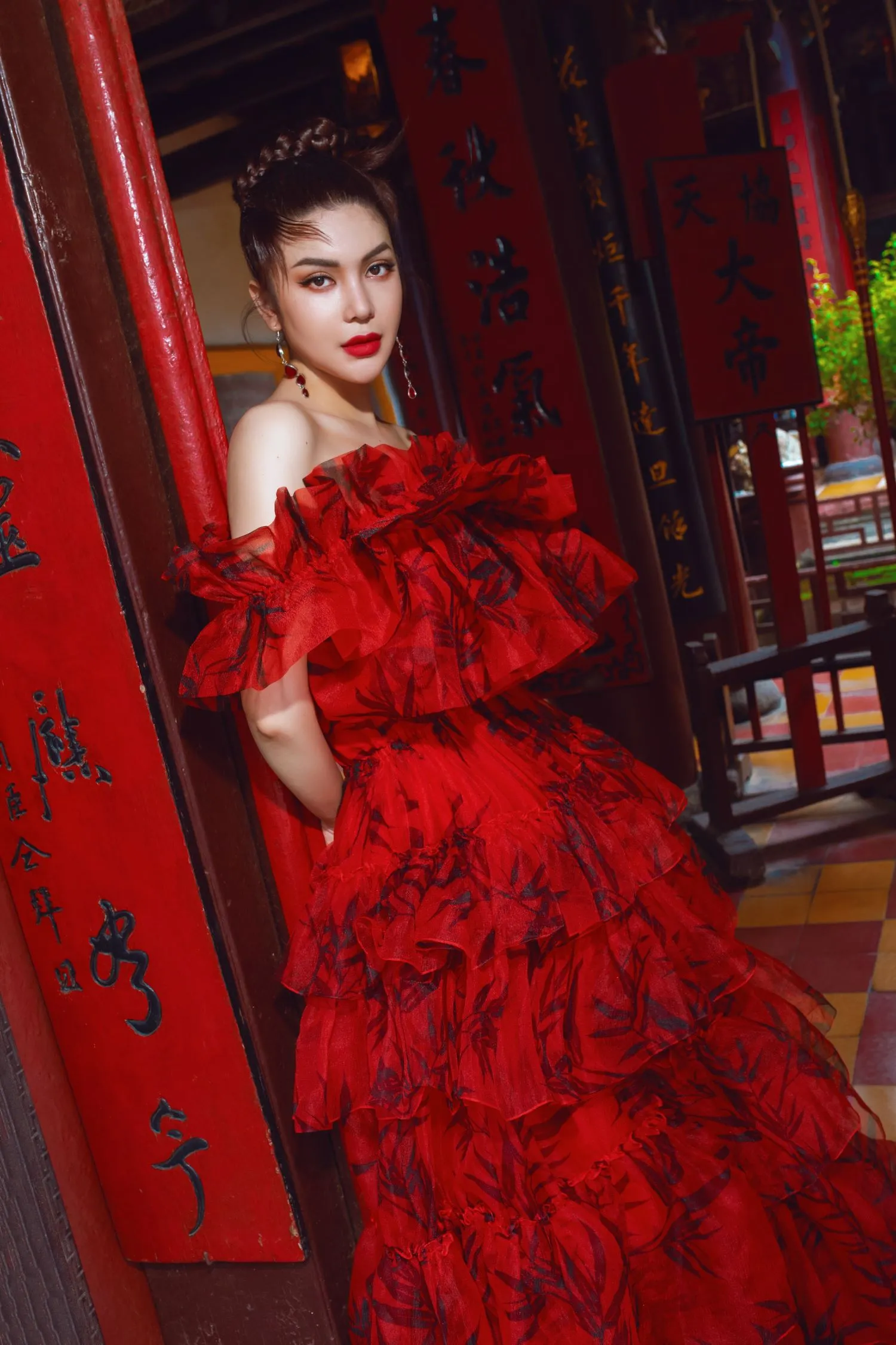 lily-chen-4-16957012009211648499927