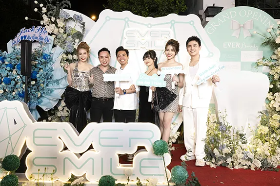 Vợ chồng Minh Nhựa (2)