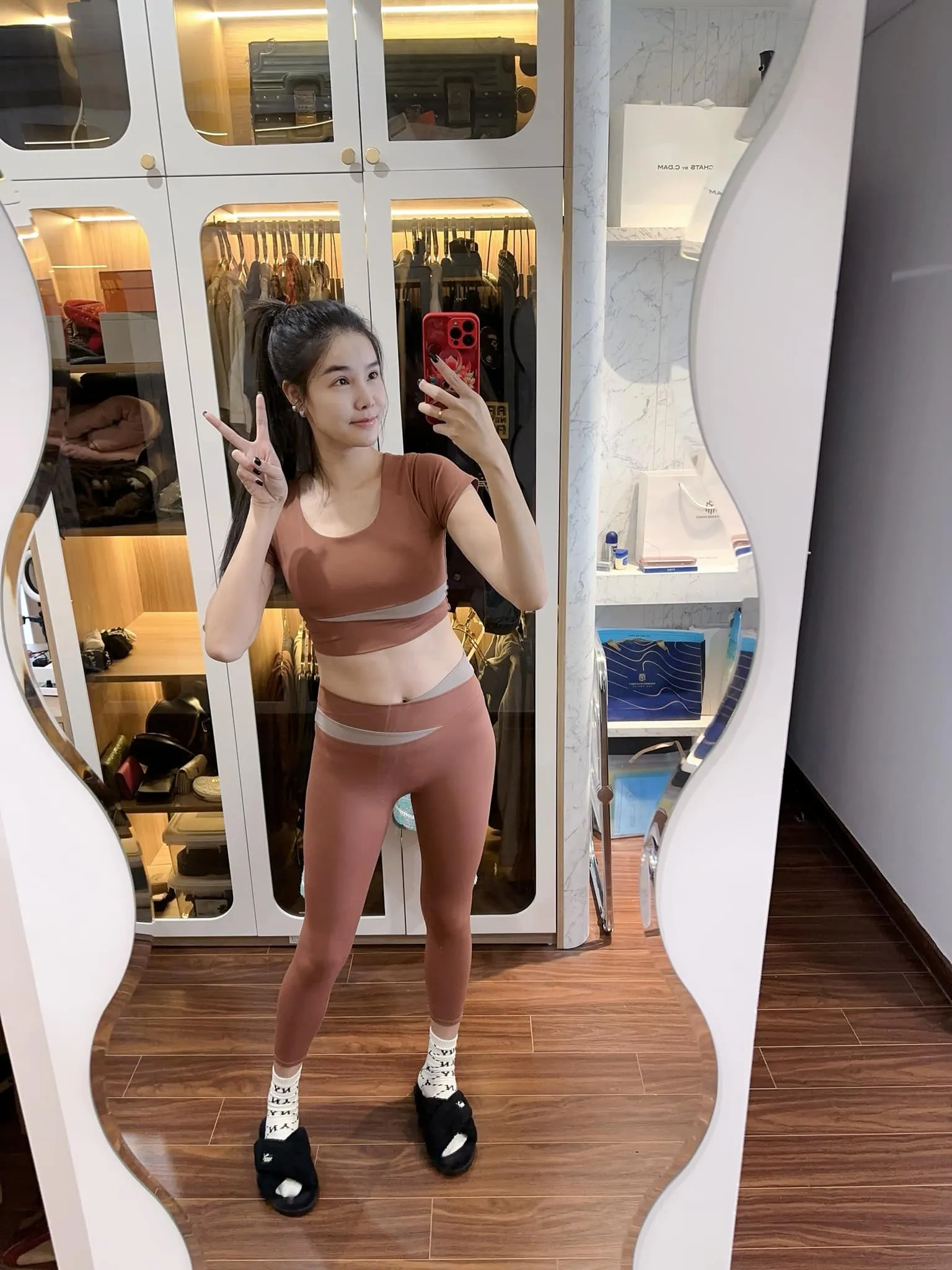 z5260743220179_3162e51118d4878f4255574eb8d1fa5d