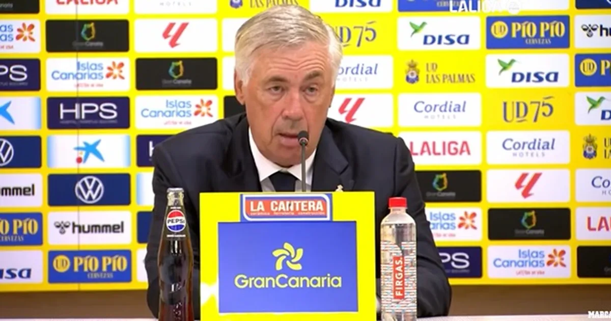 Carlo Ancelotti: Hiệp đấu tồi tệ; Đội hình đứt gãy