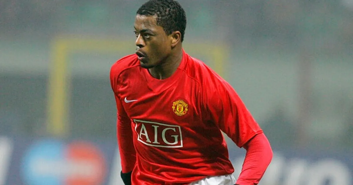 Patrice Evra: &quot;Man Utd từng ở rất gần Ronaldo và Bale&quot;