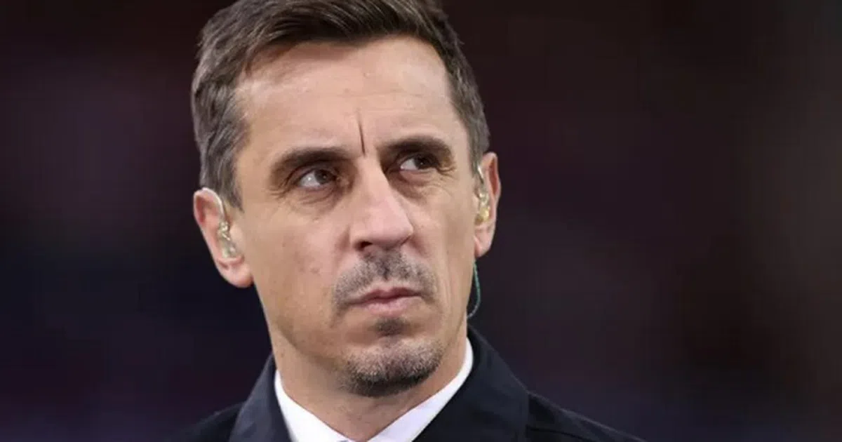 Gary Neville dùng Mourinho gửi cảnh báo đến Arsenal