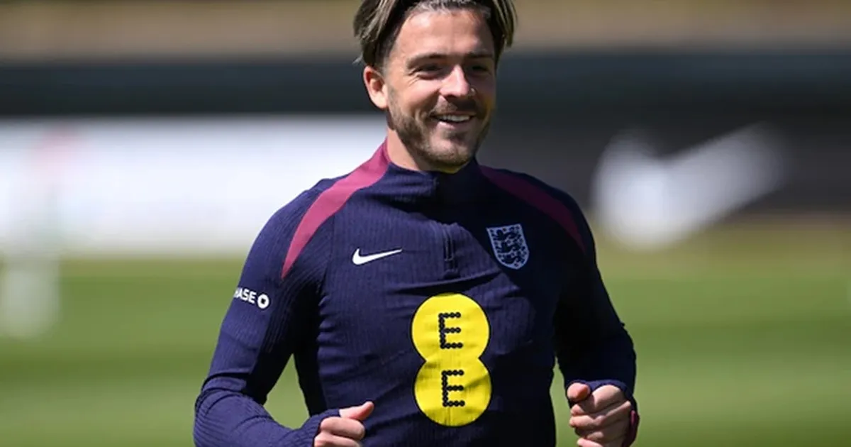 Ván cờ lật ngược của Jack Grealish