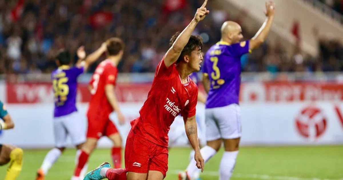 5 điểm nhấn vòng 2 V.League ngày 22/9: Cú hat-trick đầu tiên; Trận cầu của siêu phẩm