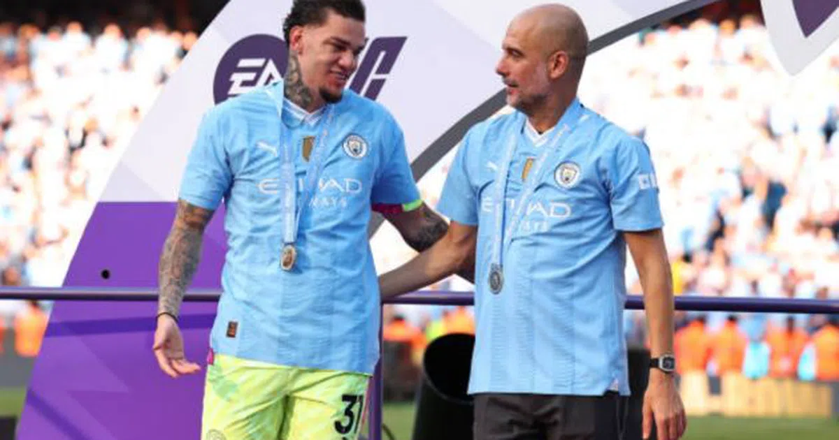 Cách Guardiola khiến Ederson từ chối Saudi Arabia