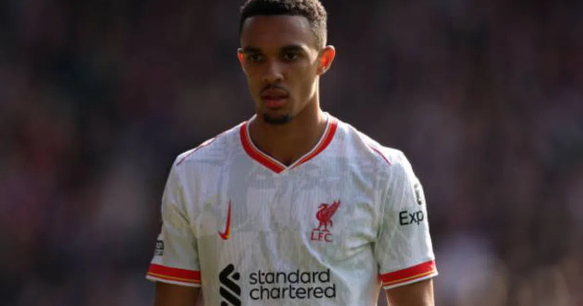 Có 1 Alexander-Arnold 2.0 khiến Liverpool và Real chao đảo