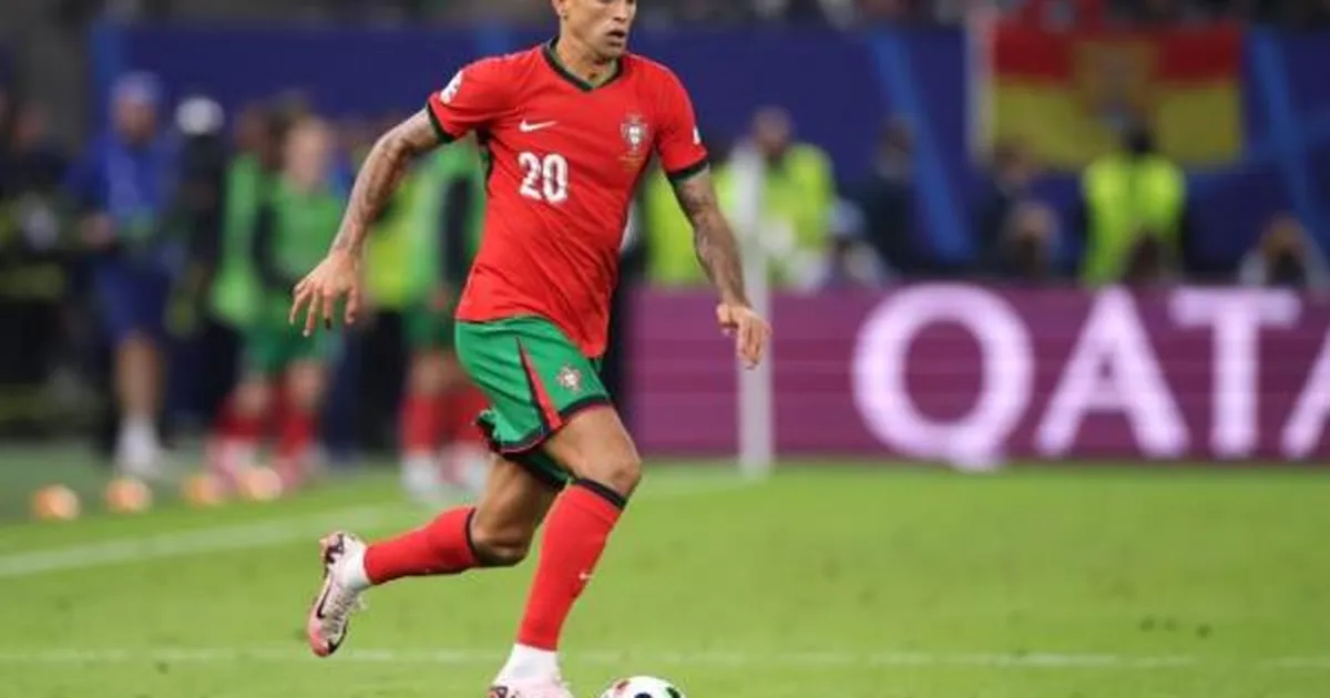 Al-Hilal đạt thỏa thuận chiêu mộ Cancelo