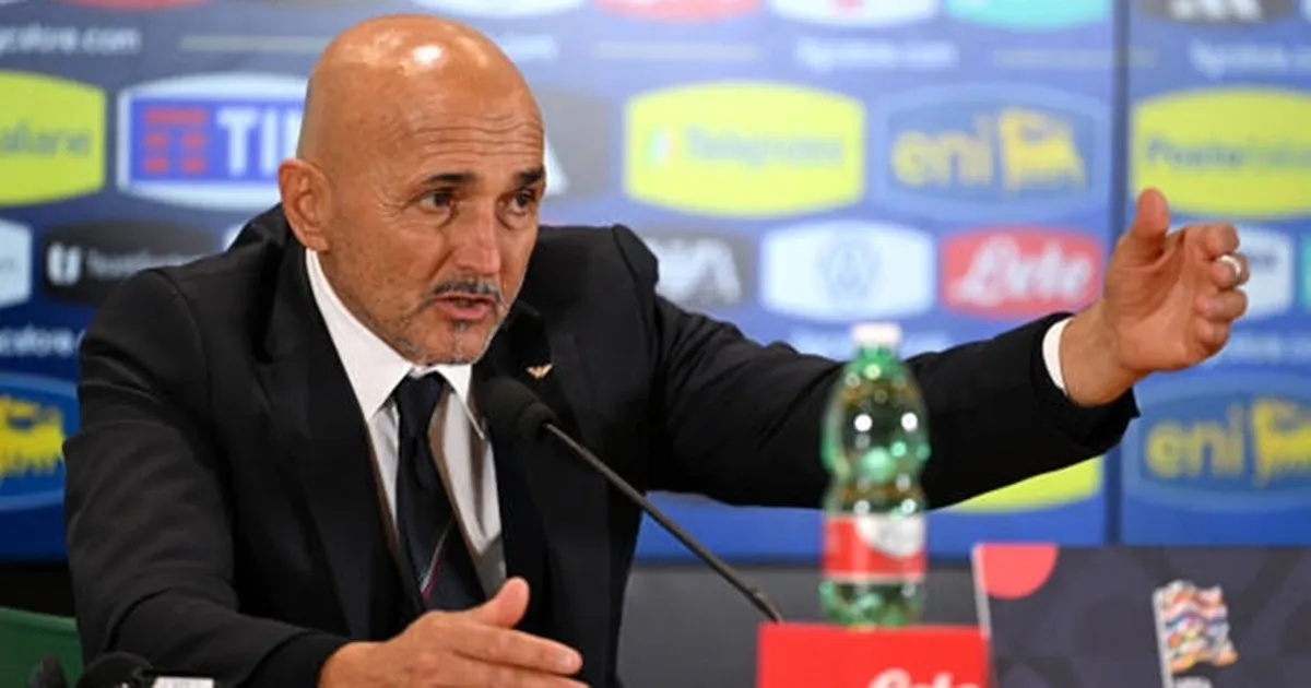 Italia đánh rơi 2 điểm, rõ thái độ của Spalletti