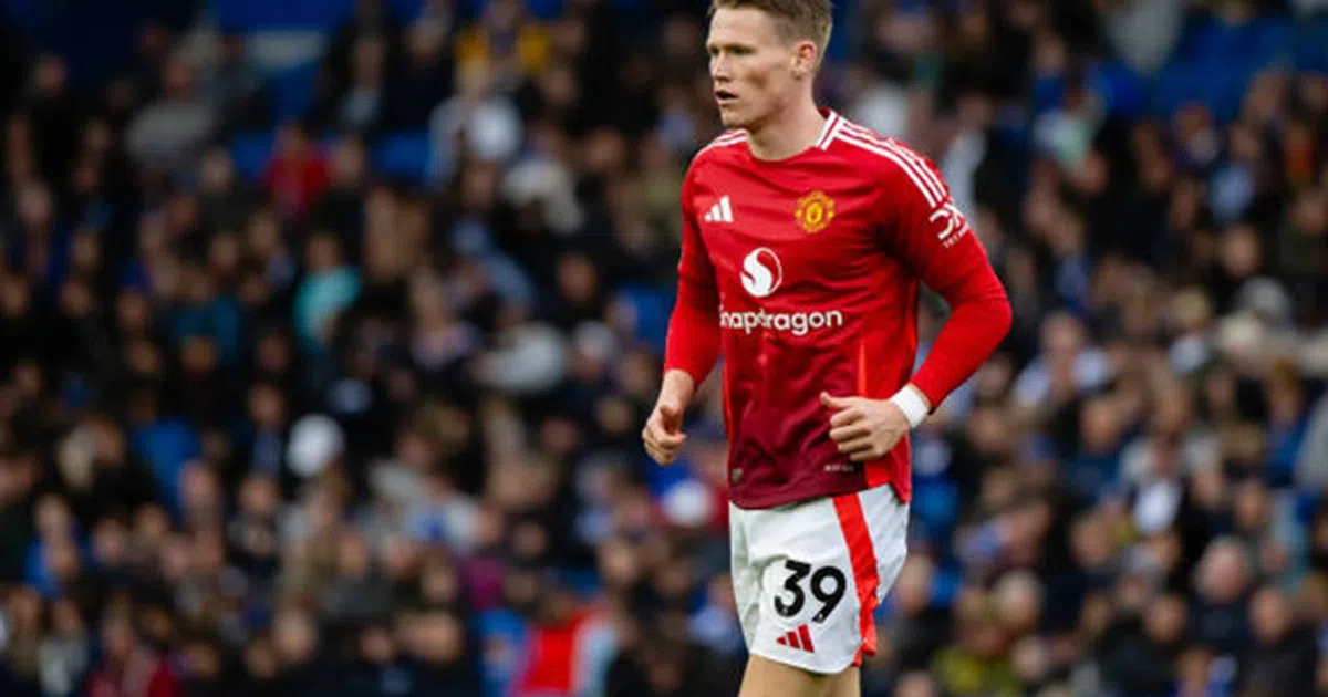 Chi tiết hợp đồng của McTominay với Napoli